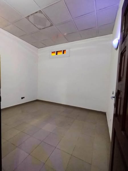 Appartement 2 Chambres Salon Sanitaire