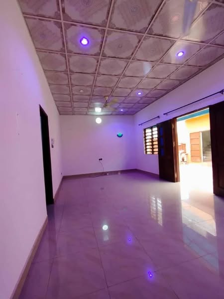 Appartement 2 Chambres Salon Sanitaire