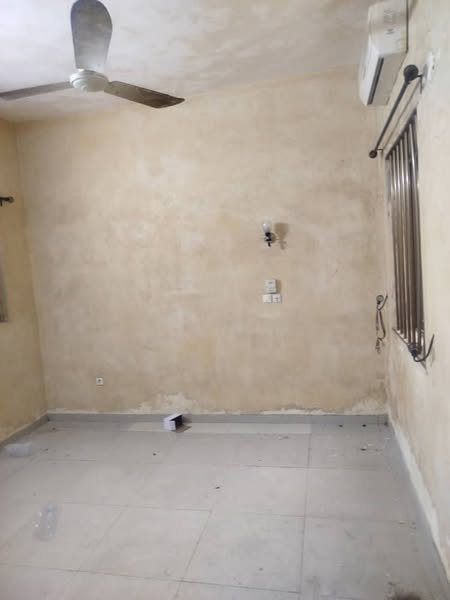 Appartement de Deux Chambres avec Salon