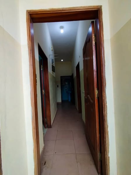 Deux Chambres Salon Sanitaire Dallée Staffée