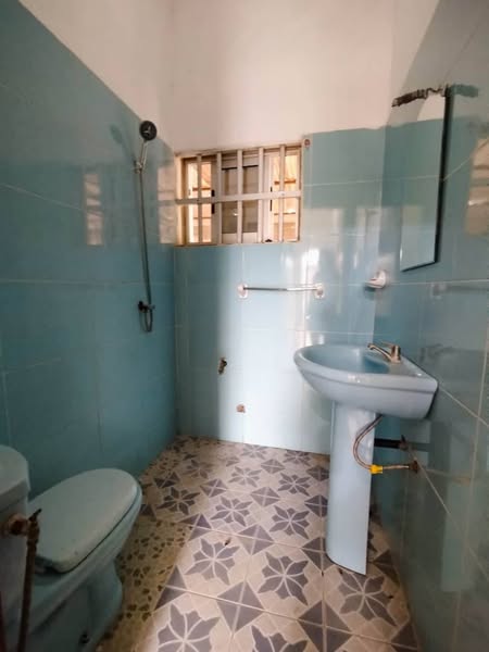 Deux Chambres Salon Sanitaire Dallée Staffée