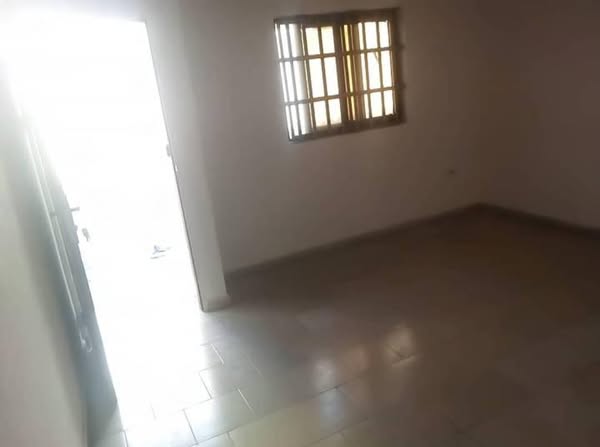Appartement Récent 1 Chambre Salon Sanitaire