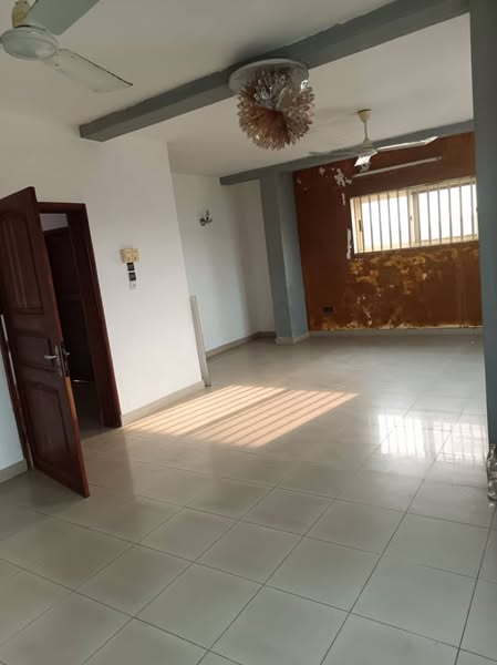 Maison Non Meublée de 3 Chambres à Louer
