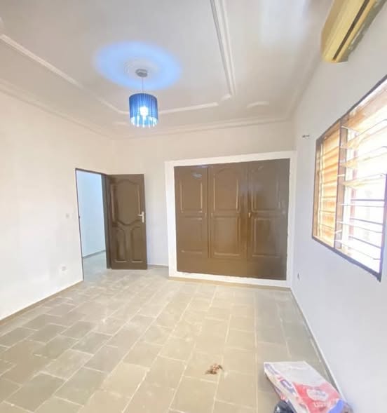 Maison Spacieuse à Vendre