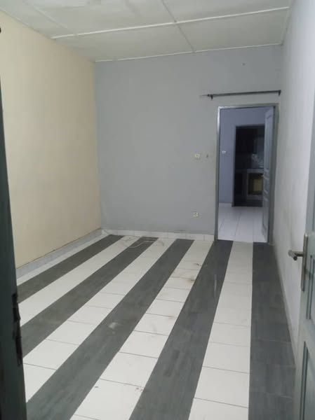 Appartement chambre salon propre et vaste