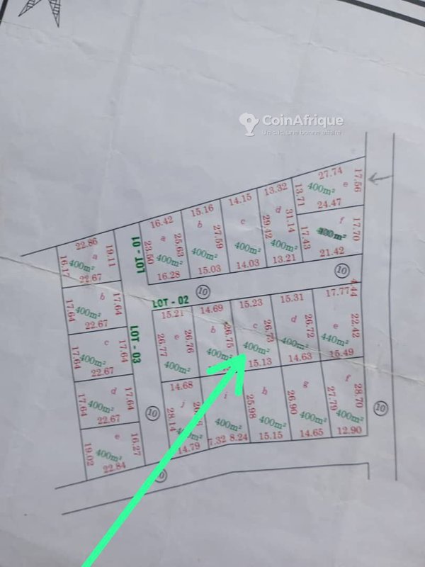 Terrain 400 m²