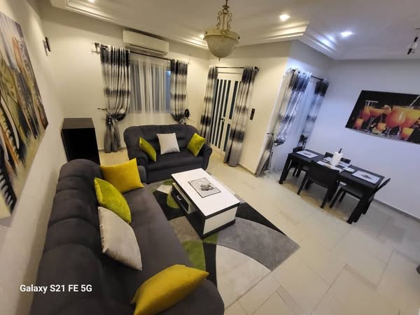 Appartement Meublé 2 Chambres Salon
