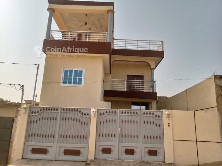 Location villa duplex 9 pièces