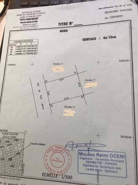 Terrain Titré de 400 m² à Vendre
