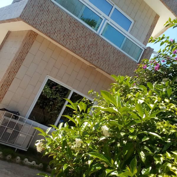 Belle Villa R+1 Haut Standing 5 Chambres 2 Salons
