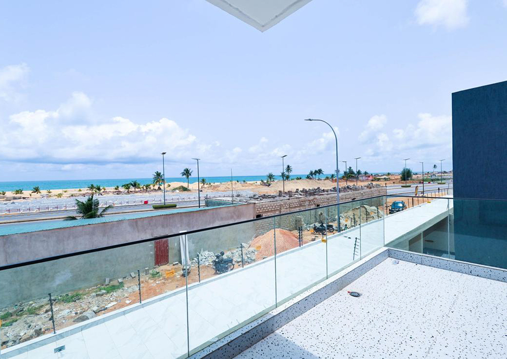 Villa à louer avec vue époustouflante sur la mer