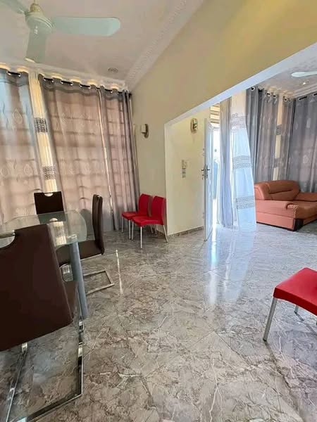 Grande Villa Duplex à Louer