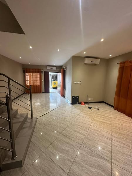Belle Villa Triplex Moderne & Chaleureuse