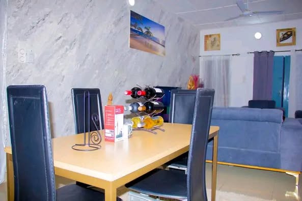Appartement Meublé Élégant et Lumineux Avec Terrasse