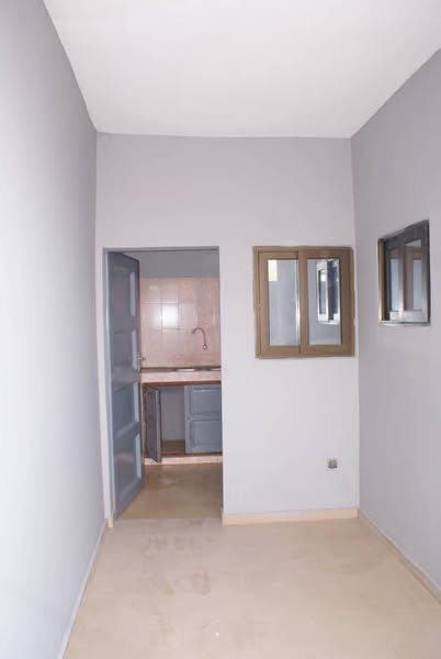 Appartement 2 Chambres-Salon et Sanitaires Disponible