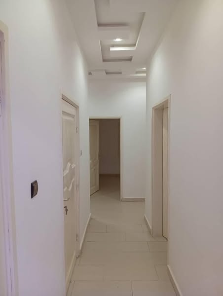 Entrée Personnelle de 2 Chambres Salon Sanitaires