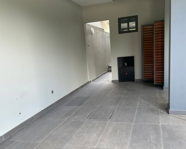 Villa De Luxe R+2 Avec Piscine Privée Et Vue Sur Mer